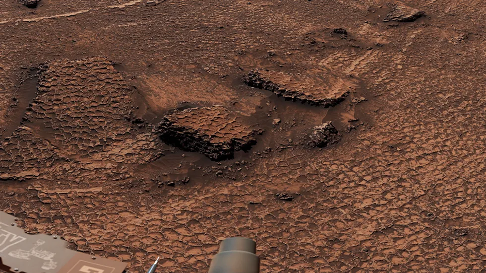 LIFE ON MARS? Bizarre formation in NASA photo sparks red planet conspiracy theory