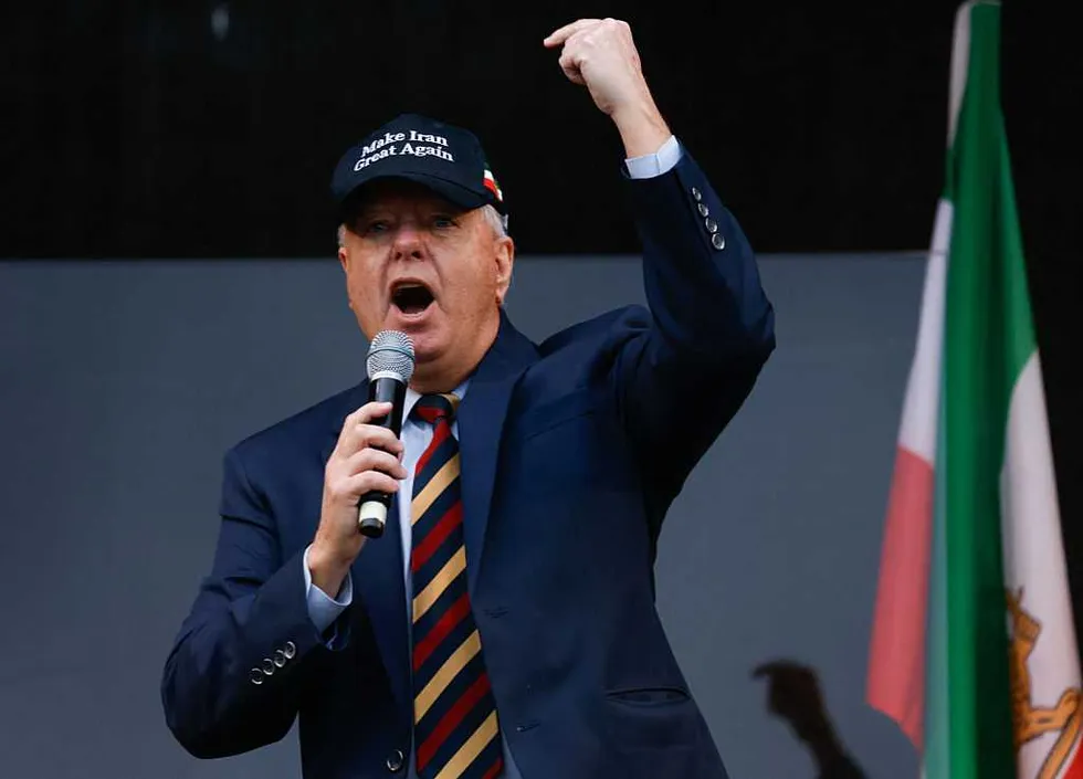 Lindsey Graham feverishly demands ANOTHER Middle Eastern conflict: 'Fly with Israel'