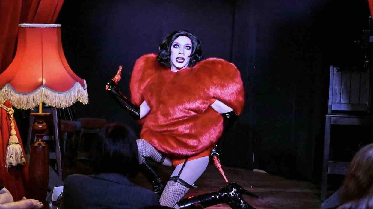 Little girl watches Texas drag show while parent is 'outside'; drag queen tells her, 'We got you, baby.' Venue scraps rest of year's drag shows over feeling 'unsafe.'