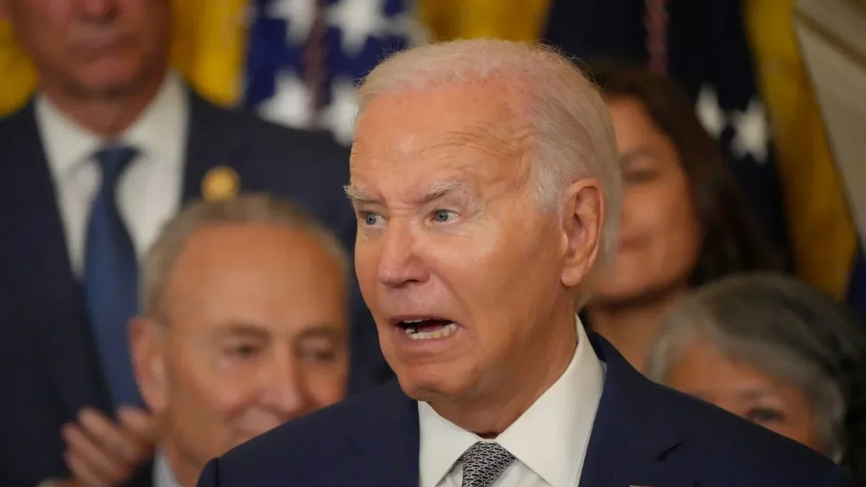 'Locks up like Windows 95': Joe Rogan lays into Biden, underscoring that he's been a punch line for decades