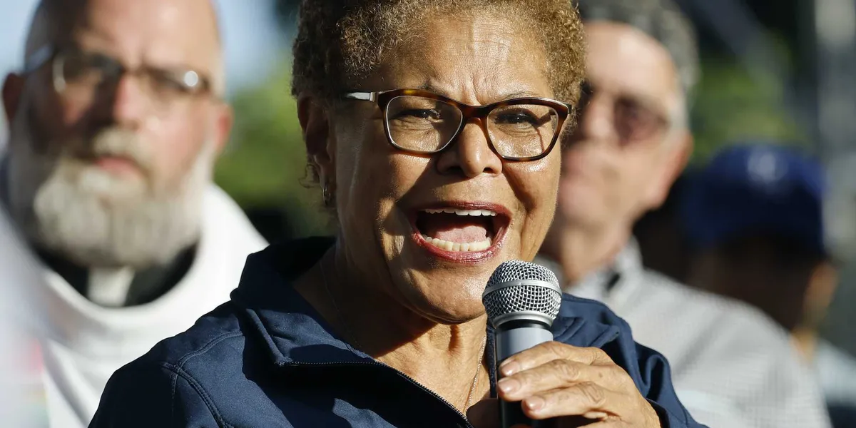 Los Angeles mayor's re-election campaign gets crushing news from 'downright devastating' poll