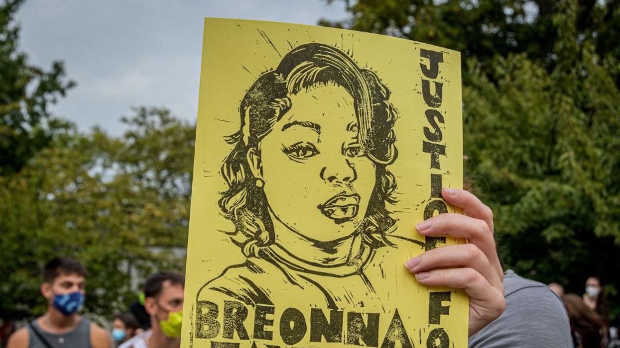 Louisville police set to fire two more officers involved in the Breonna Taylor shooting