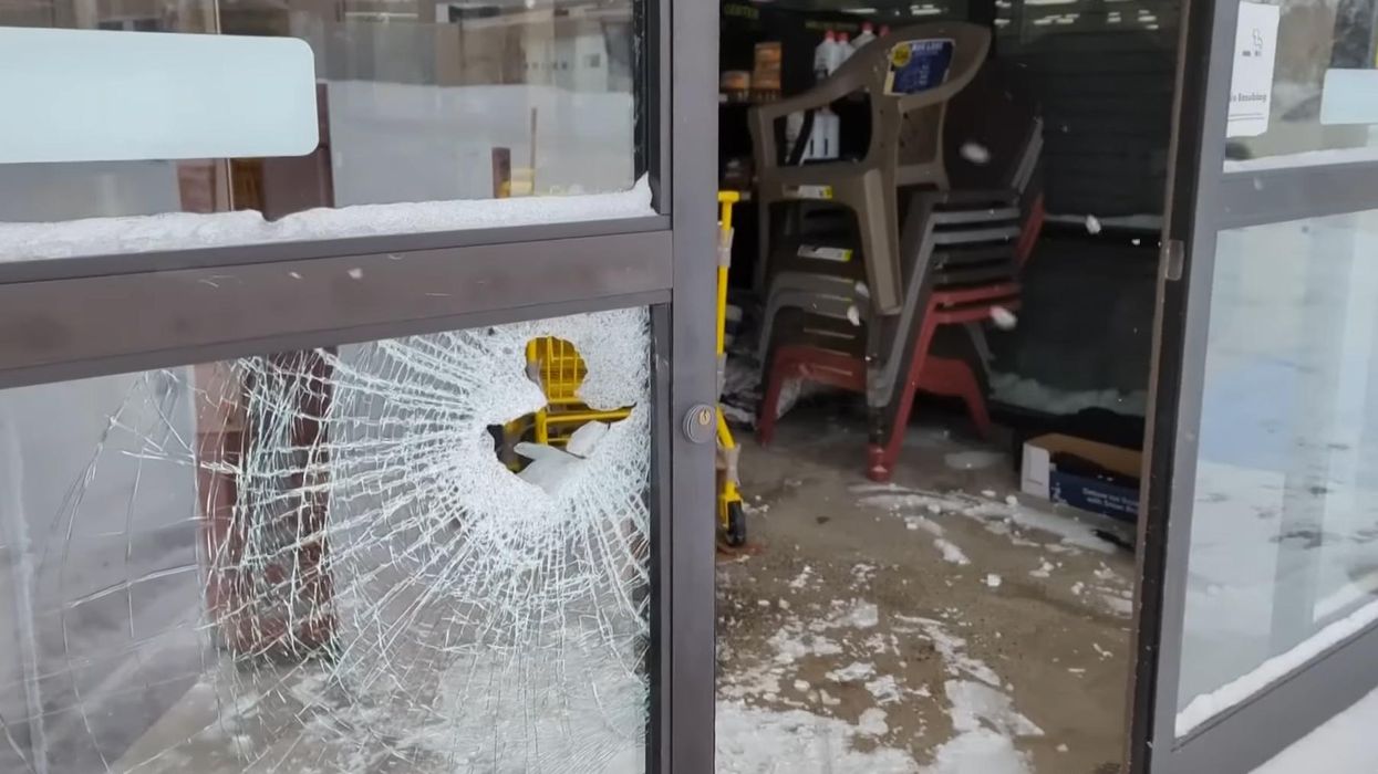 'Lowest of the low': Looters pillage Buffalo while police are distracted saving lives and digging up bodies