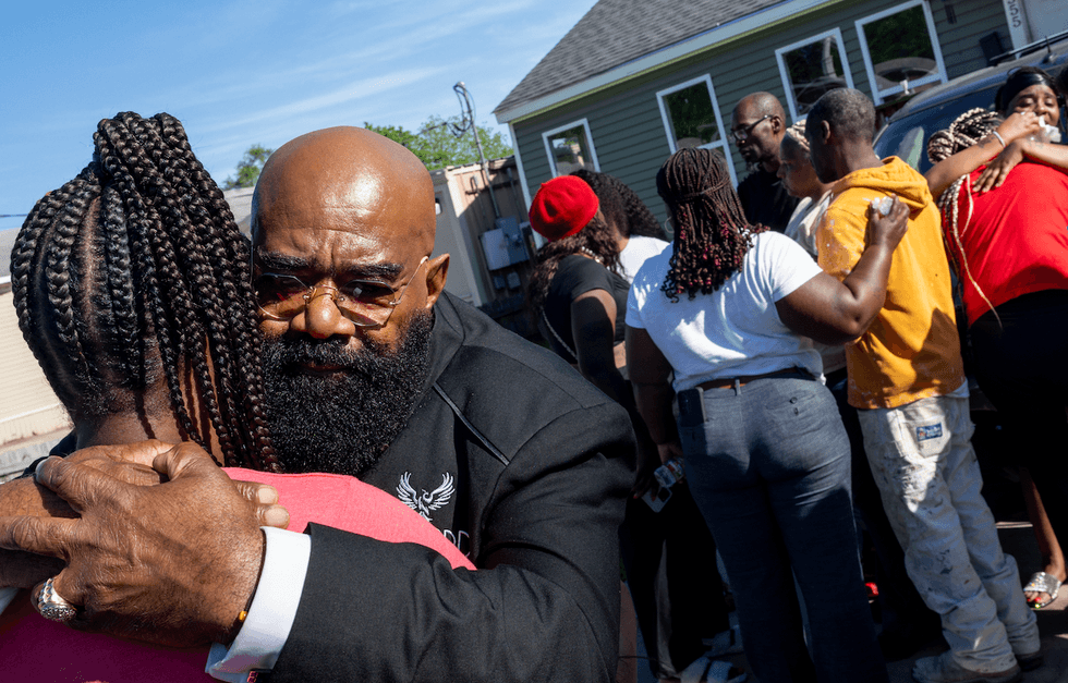 Male, 31, fatally shoots 8 children execution style; 7 were his own kids: Report