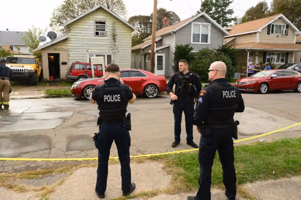 Male, 45, fatally shoots 7 of his relatives, 1 family friend in home, police say; 1 victim was 8 months pregnant