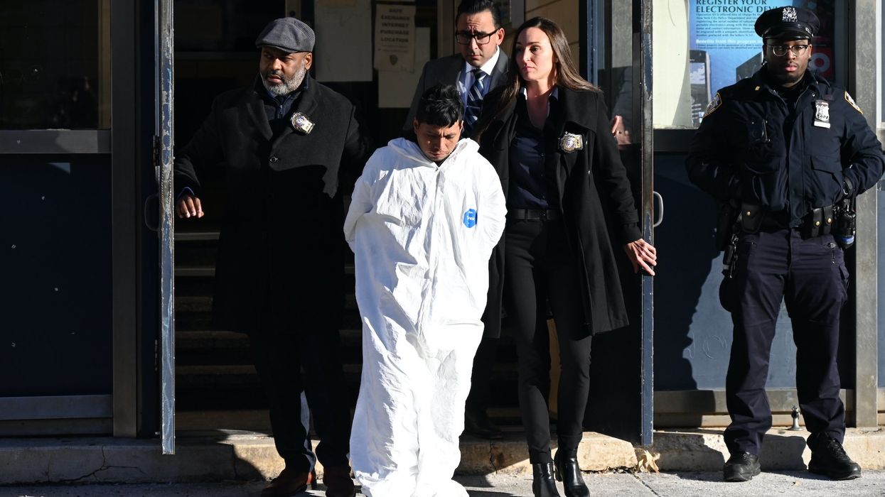 Male who allegedly burned woman to death on subway train is illegal alien deported under Trump, feds say
