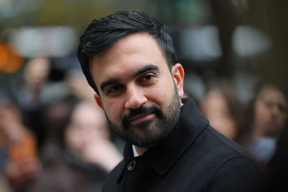 Mamdani dares ICE to come get him — and throws the Constitution in the trash