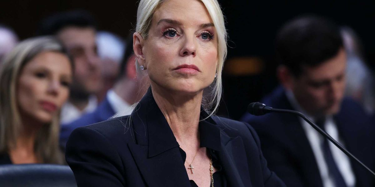 Man arrested for posting TikTok murder-for-hire threat against Pam Bondi, FBI says Man arrested for posting TikTok murder-for-hire threat against Pam Bondi, FBI says
