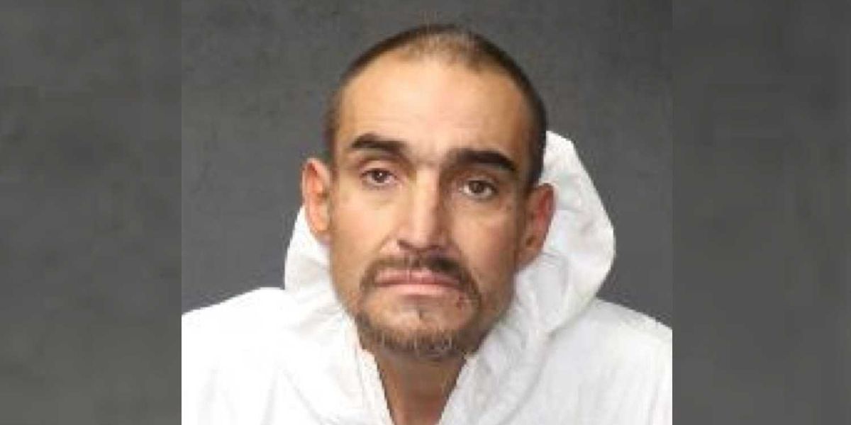 Man found dead outside Dollar Tree was beaten with a rock by another man riding a tricycle, police say Man found dead outside Dollar Tree was beaten with a rock by another man riding a tricycle, police say