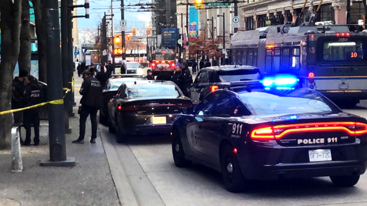 Man stabbed to death at Starbucks in front of wife and daughter, witnesses watch from inside