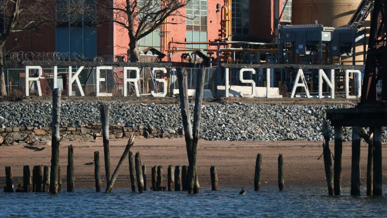 Man who identifies as Muslim woman to receive $350,000 after being housed in men's prison for 1 month: Report