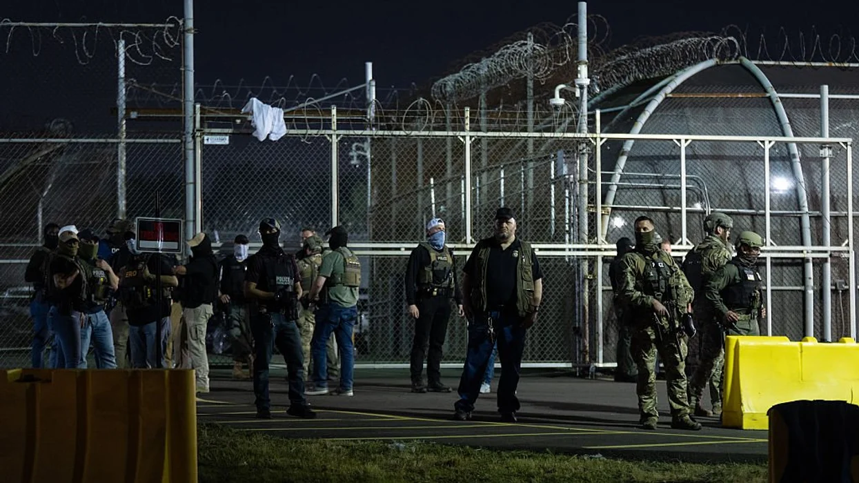 Manhunt under way after illegal aliens riot, escape from Newark ICE facility where Democrat allegedly assaulted federal agent