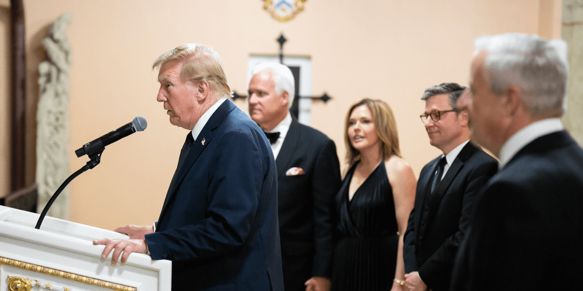 Mar-a-Lago now the center of the political world | Blaze Media