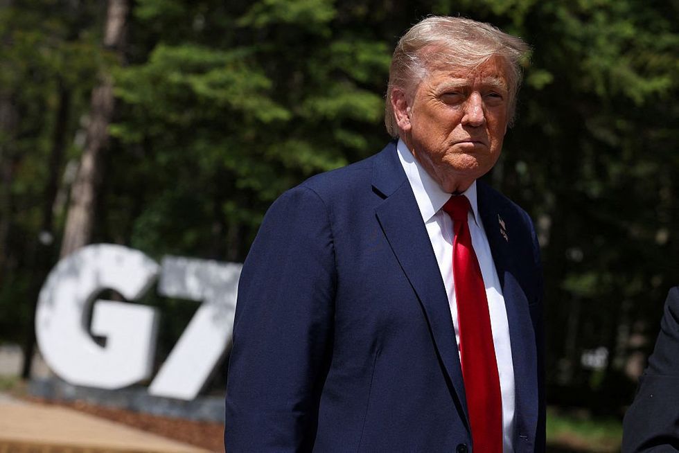 Massie, Dems seek to limit presidential war-making authority amid talk of Iranian regime change
