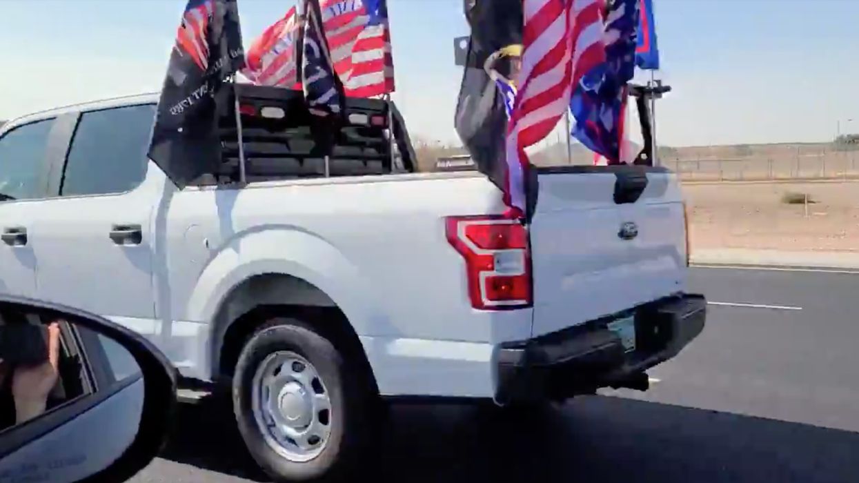 Massive caravan of Trump supporters stretches 30 miles — thousands of cars long — in battleground state Arizona