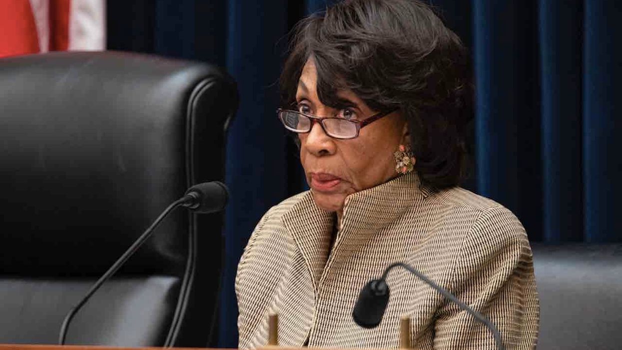 Maxine Waters: Cop who had knee on George Floyd's neck 'enjoyed what he was doing,' was out to kill