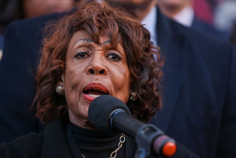 Maxine Waters questions Melania Trump's legal status in bizarre attack