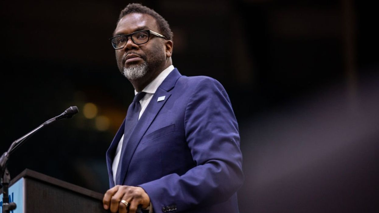 Mayor Johnson ejects Chicago residents from meeting amid heated clash over illegal immigrant funding