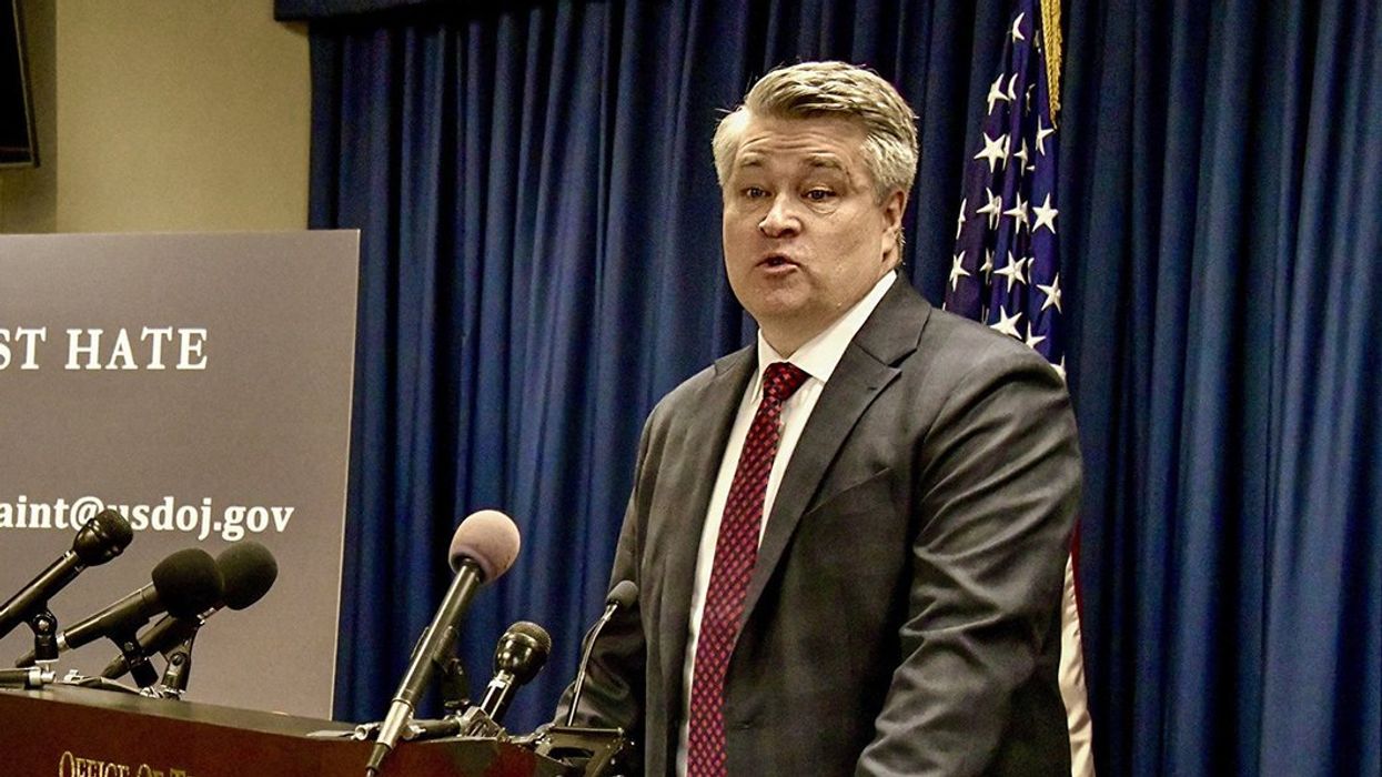 Media desperately spin new FBI agent testimony to discredit IRS whistleblowers. But there's more to the story.