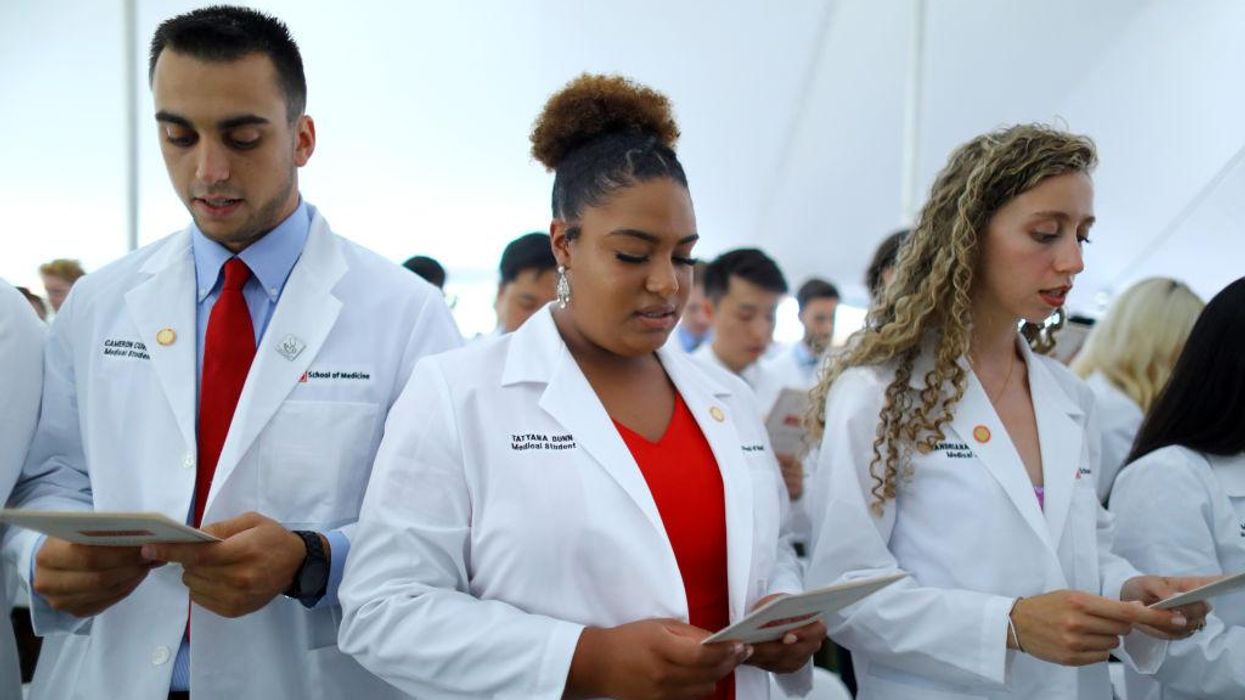 Medical students’ woke oath promises to promote a ‘culture of anti-racism,’ condemns ‘inequities’ of ‘white supremacy, colonialism, the gender binary’