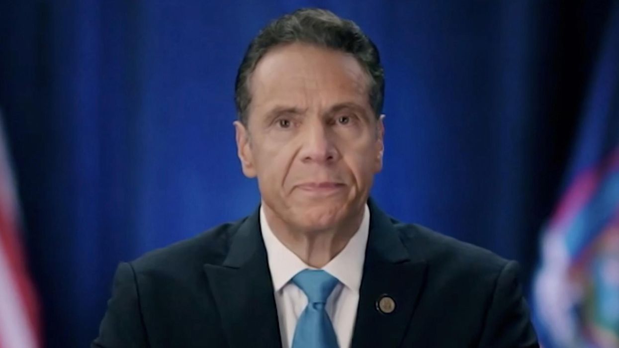 Megyn Kelly calls out CNN, heaps praise on Cuomo accuser for her accusations against 'disgusting bully'