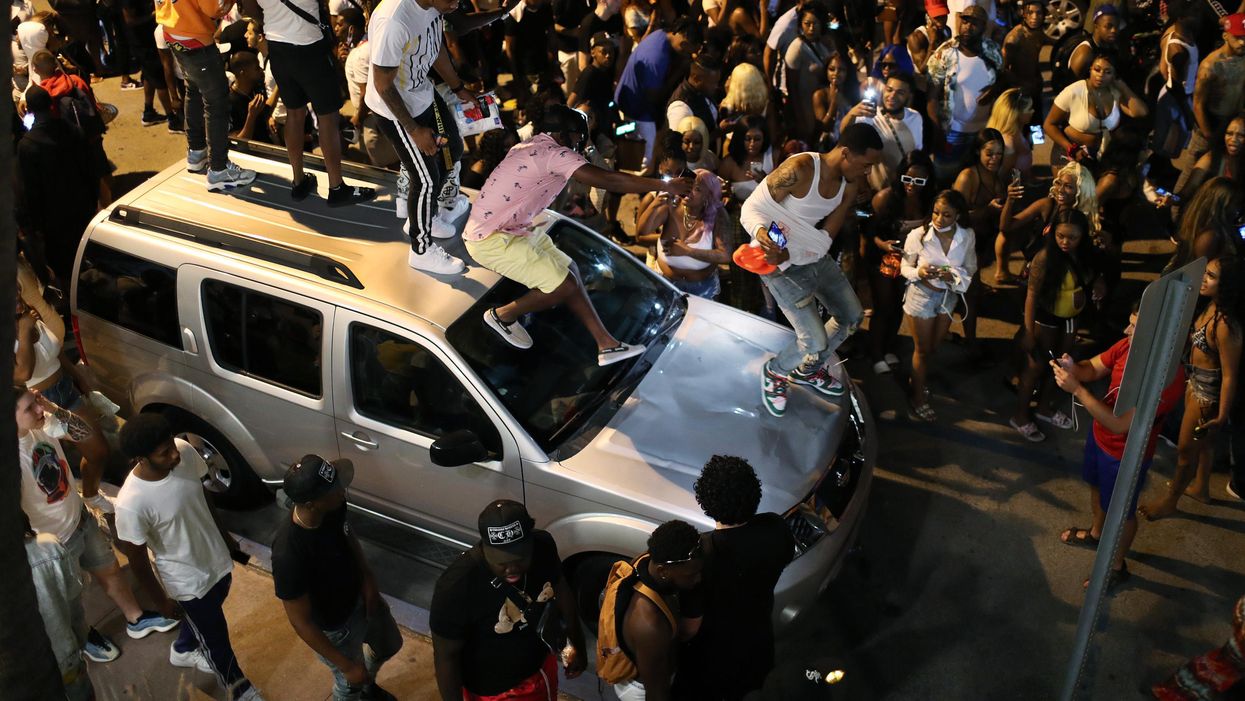 Miami Beach declares emergency, extends curfew following 1,000 arrests, huge traffic jams amid spring break chaos