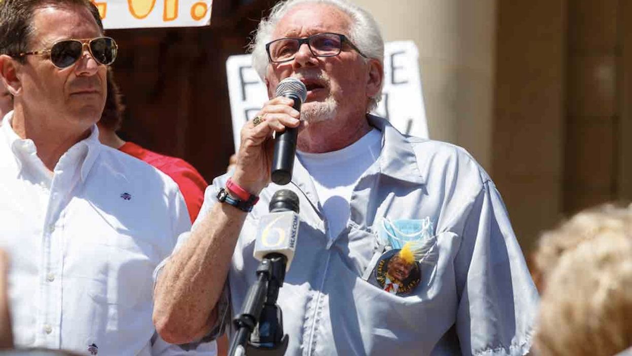 Michigan barber likens Whitmer's shutdown to Nazis tricking Jews to get into 'cattle cars'