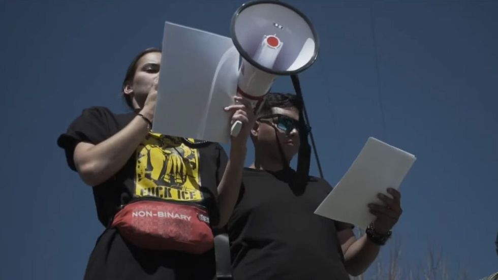 Migrants‚ advocacy group say city&apos;s plan to provide 6 months of free housing‚ other services is &apos;insufficient&apos;