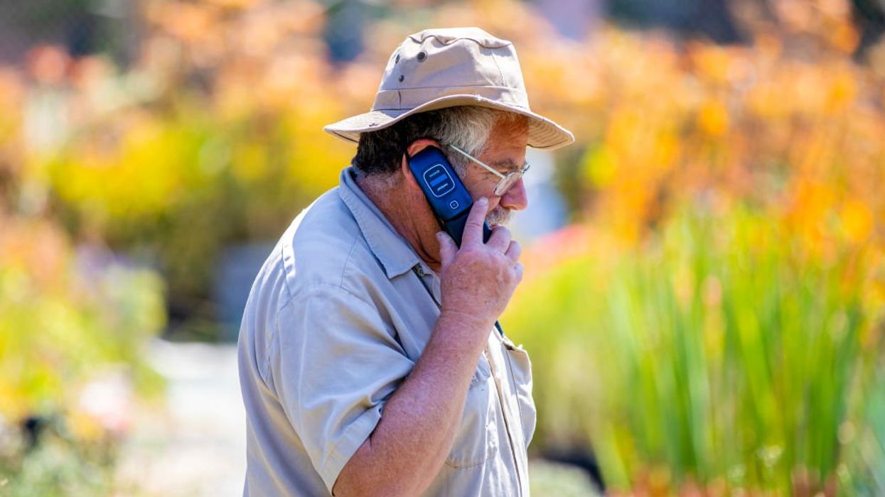 Miss your flip phone? A growing number of people are ditching the smartphone for 'dumb phones'