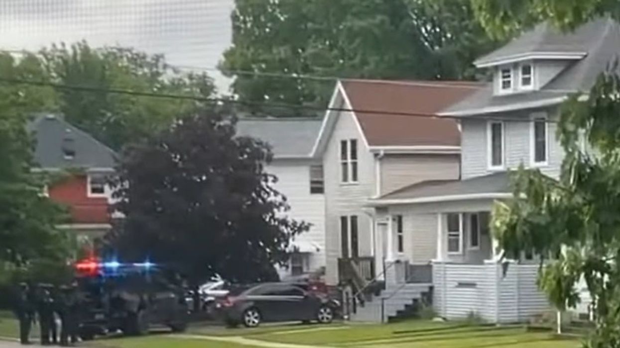 Mom accepted money from illegal alien so he could spend time with 12-year-old daughter, whom he then attacked: Sheriff