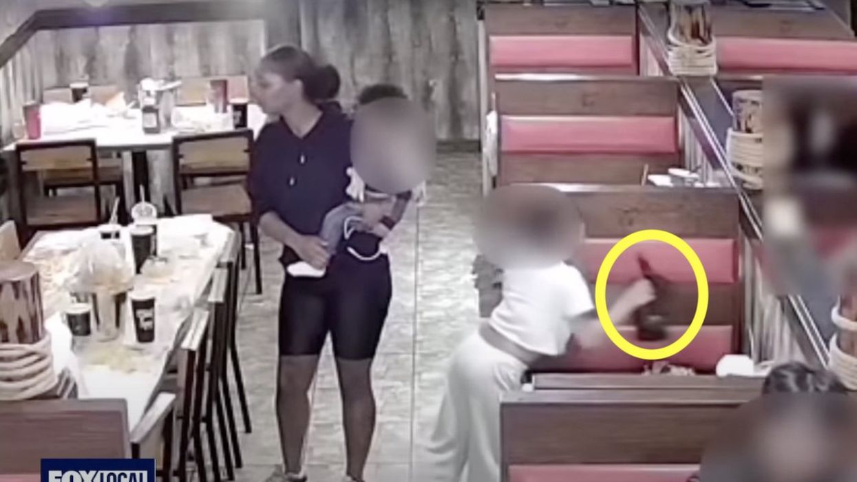 Mom told her 7-year-old daughter to take purse from restaurant booth, police say. Things went downhill from there.