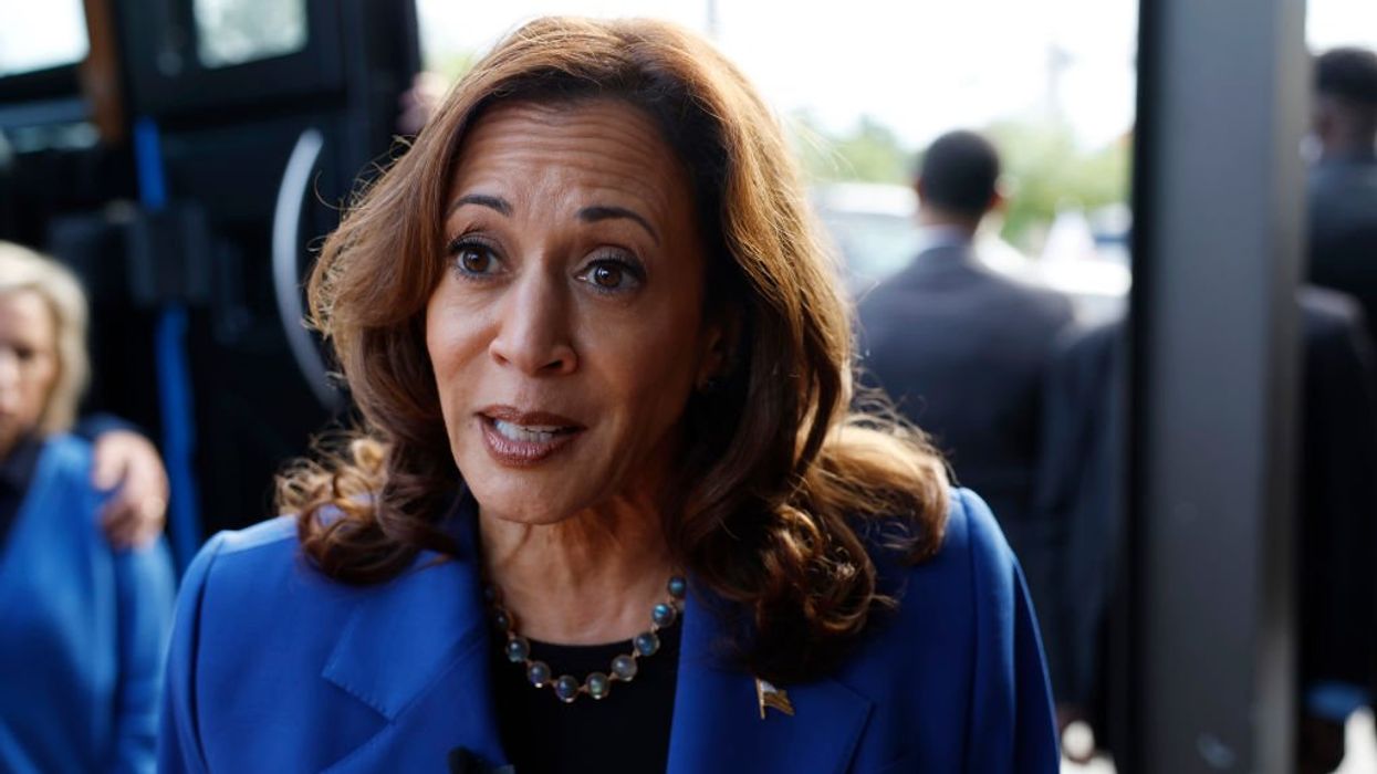 ‘My Unfair Lady’ premieres in Chicago