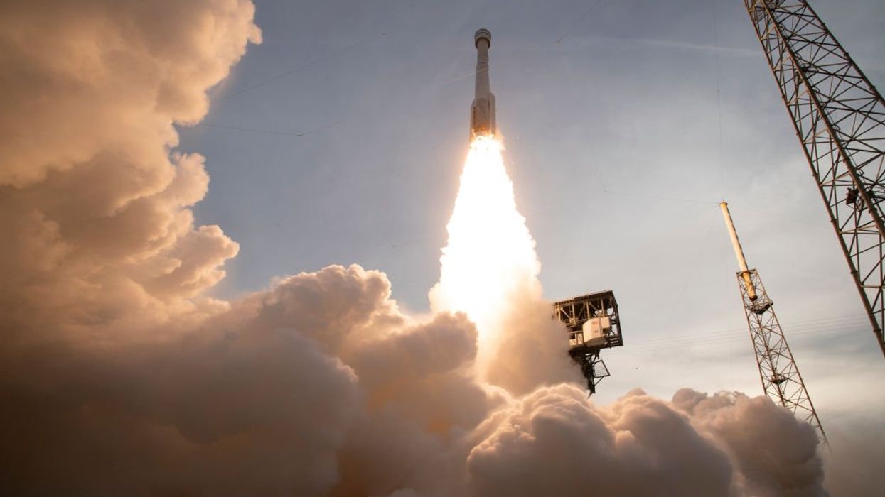 NASA strands astronauts at an astronomical cost