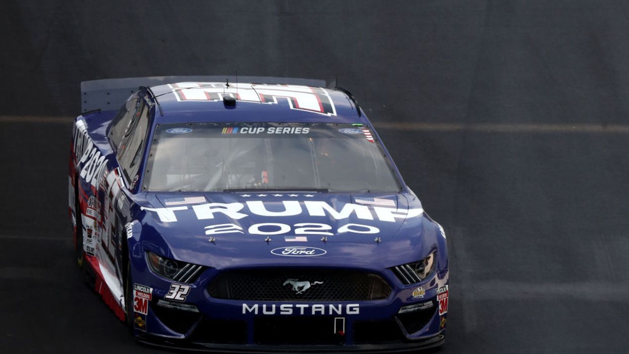 NASCAR car that says "Trump 2020"