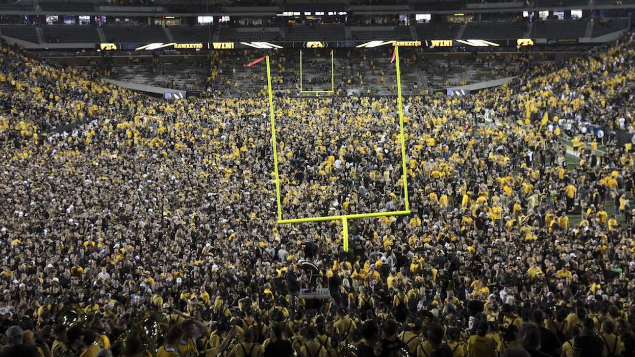 NBC fact-checks Fauci fears: College football super-spreaders 'never happened'