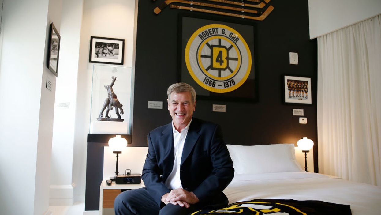 NHL Hall of Famer Bobby Orr endorses President Trump for re-election: 'The kind of teammate I want'
