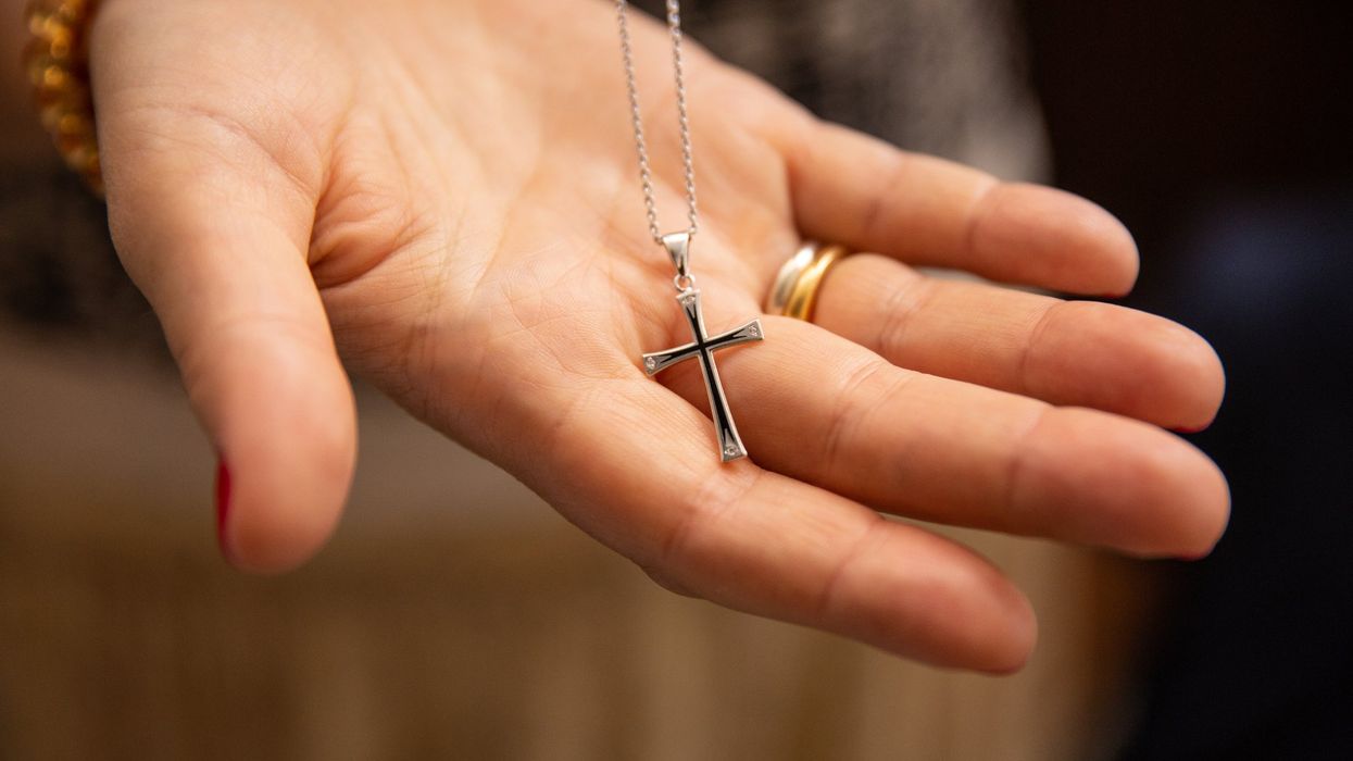 NY Times discovers cross necklaces — then things get predictably absurd