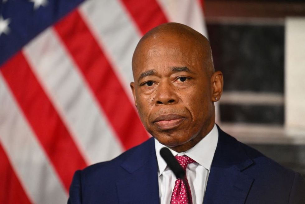 NYC comptroller strips Mayor Adams’ emergency migrant spending power‚ citing ‘extensive’ reporting failures