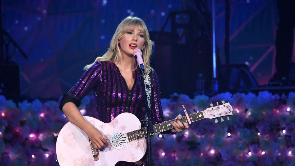 NYU offering Taylor Swift course teaching students 'the politics of race in contemporary popular music,' will 'interrogate whiteness' as it relates to singer's songwriting