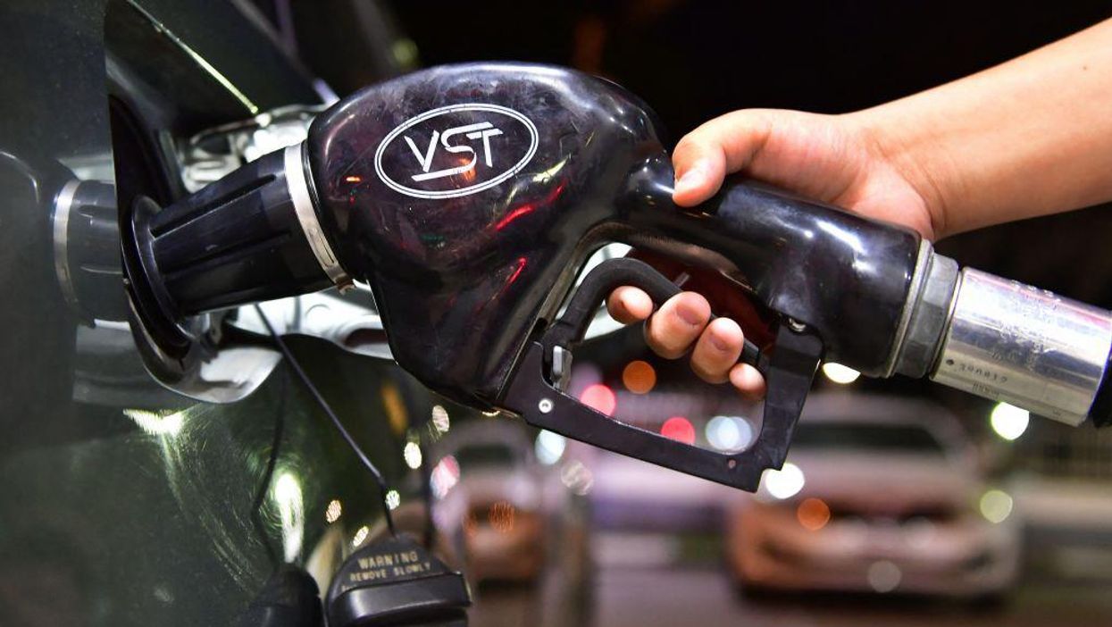 Oil prices surge to highest level since 2014 amid war in Europe