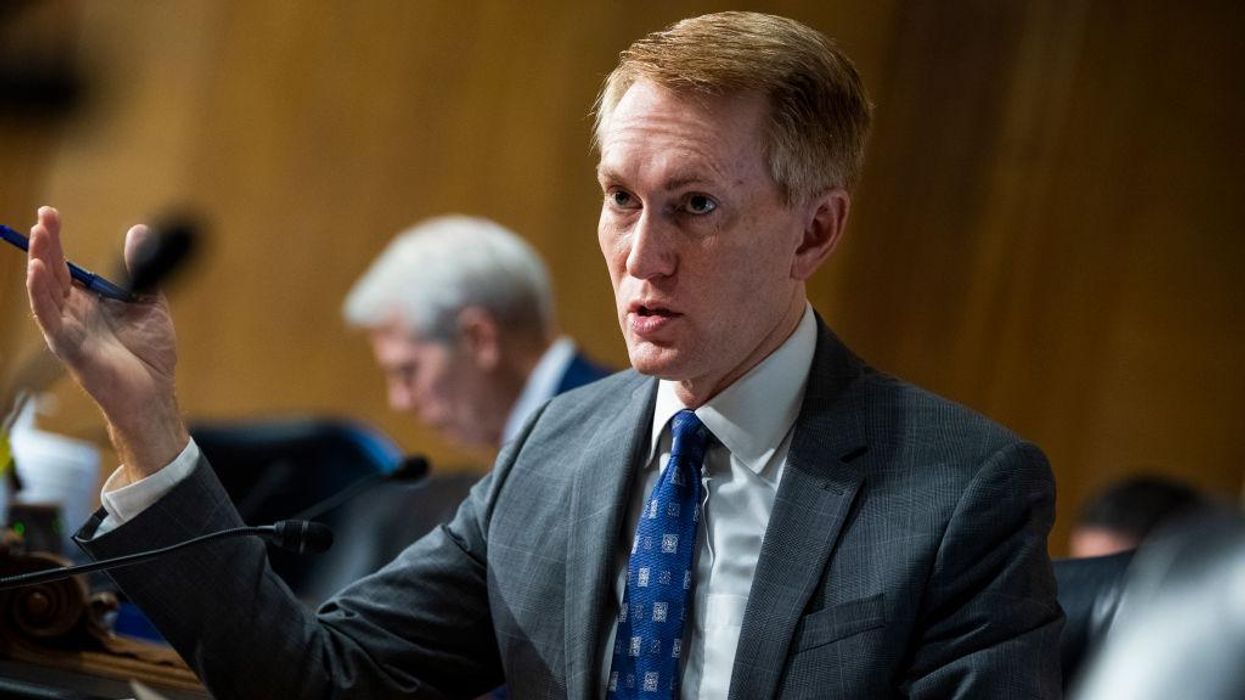 Oklahoma GOP chairman makes 'unheard of' endorsement of primary challenger to Sen. James Lankford