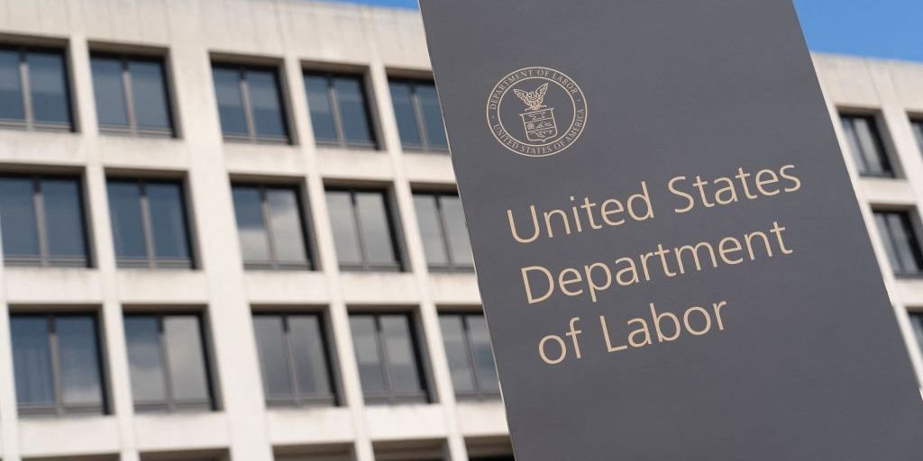 'Oppressive child labor': DOL fines manufacturer for illegally employing migrant children to 'operate dangerous machinery' - Vimarsana News