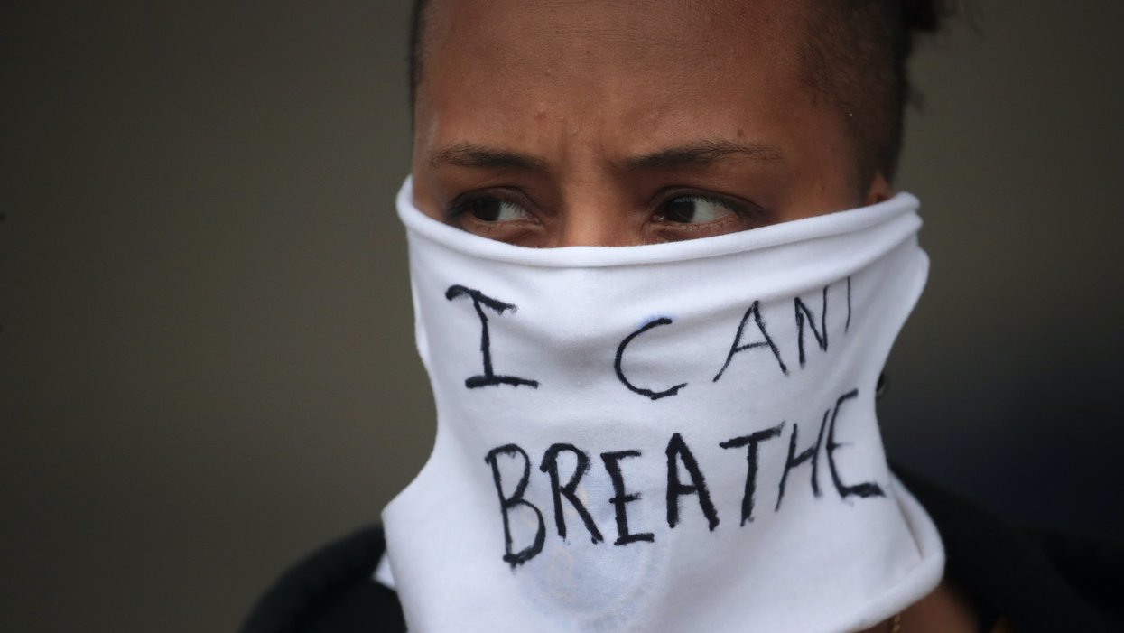 Oregon county directive tells everyone to wear face masks — except minorities worried about profiling