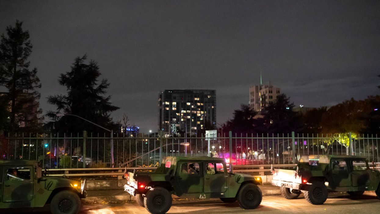 Oregon governor finally activates National Guard to counter violent riots in Portland