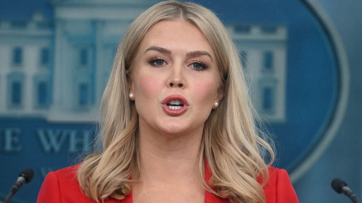 Outrage erupts after Karoline Leavitt says White House will take over press pool invites