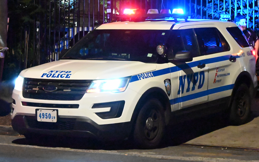 Parents fail to prevent thug from grabbing, walking off with their little boy — but succeed in taking perp down