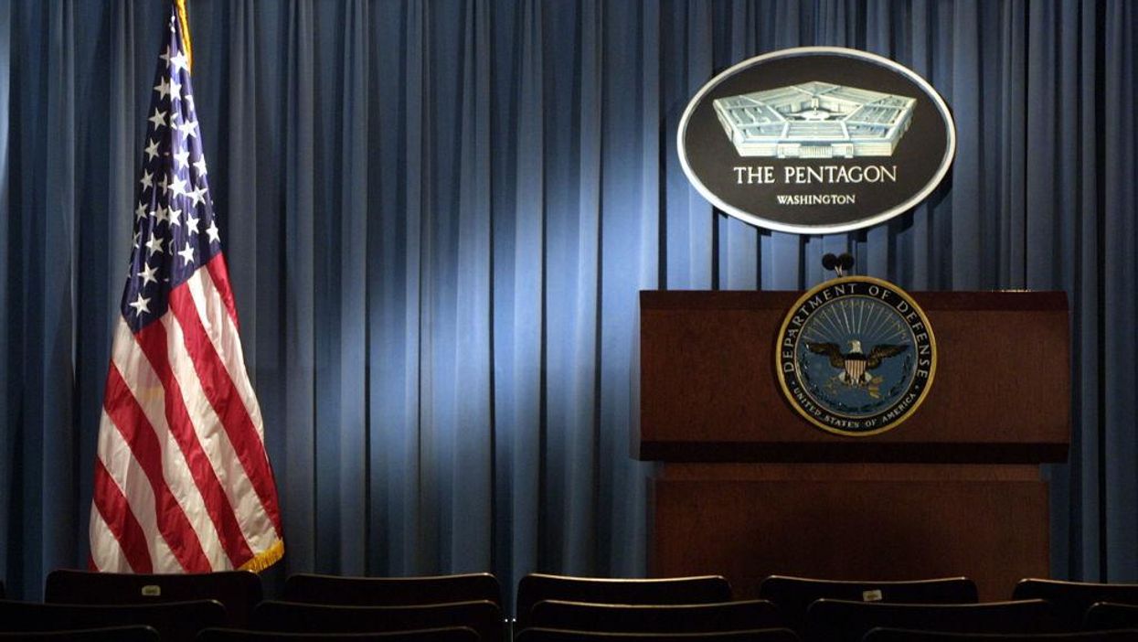 Pentagon conducting warrantless surveillance of Americans, senator says
