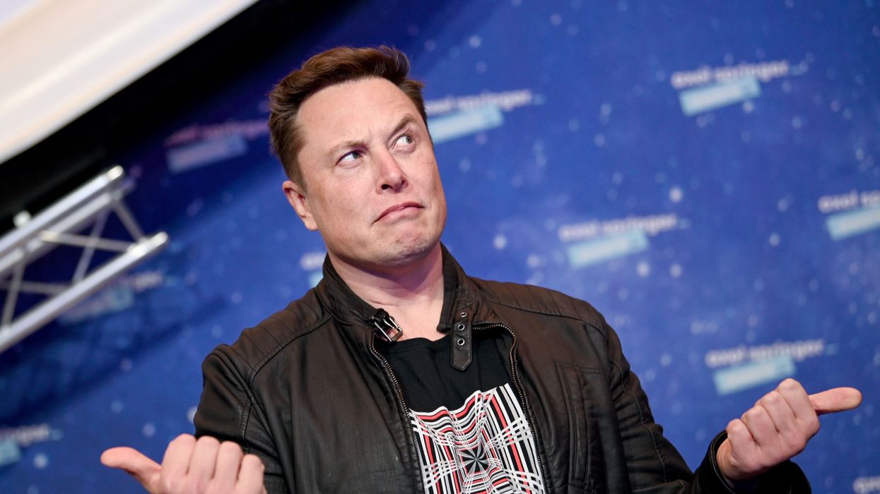 Pete Davidson defends upcoming 'SNL' host Elon Musk after cast members melt down over Tesla CEO's appearance