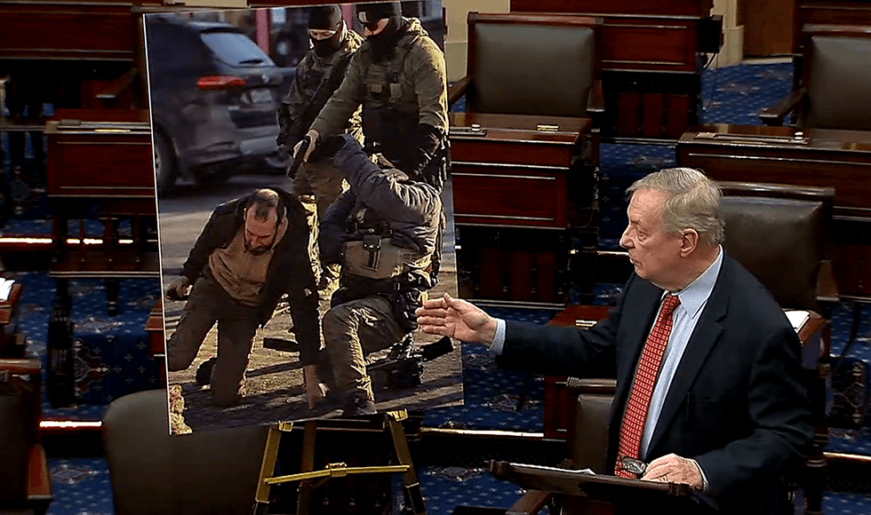 'Photo tells the story': Democrat senator uses fake image of Pretti shooting featuring headless agent