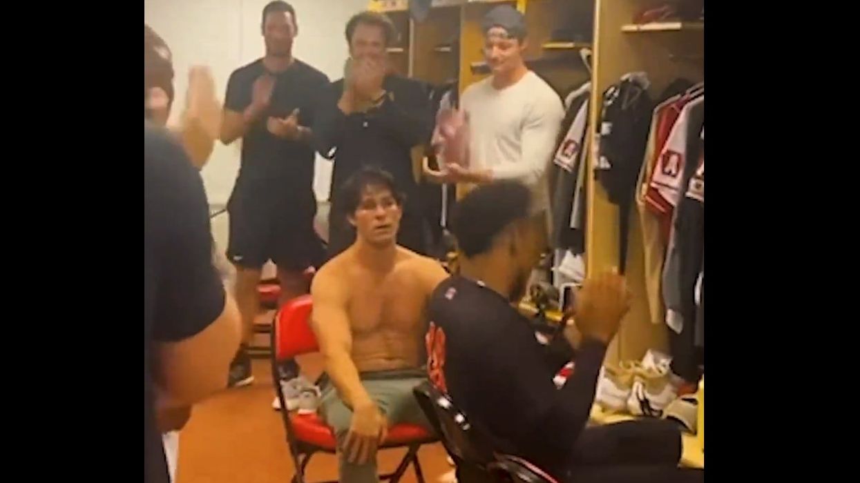 Pirates call up 33-year-old infielder from the minors after 13-year wait, leaving him in tears: 'A dream come true'